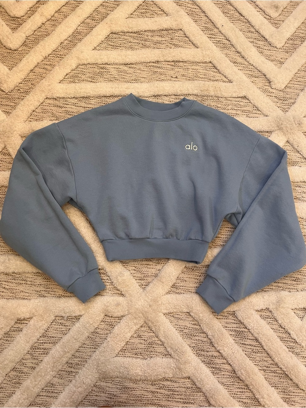 Alo Cropped Accolade Crewneck Sweater Pullover Winter Frost Blue XXS
